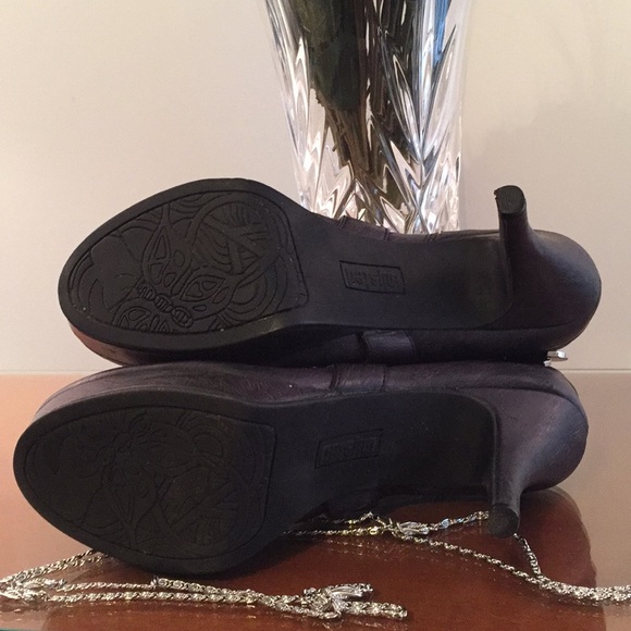 Unlisted shoe boot booty heels - Picture 8 of 8